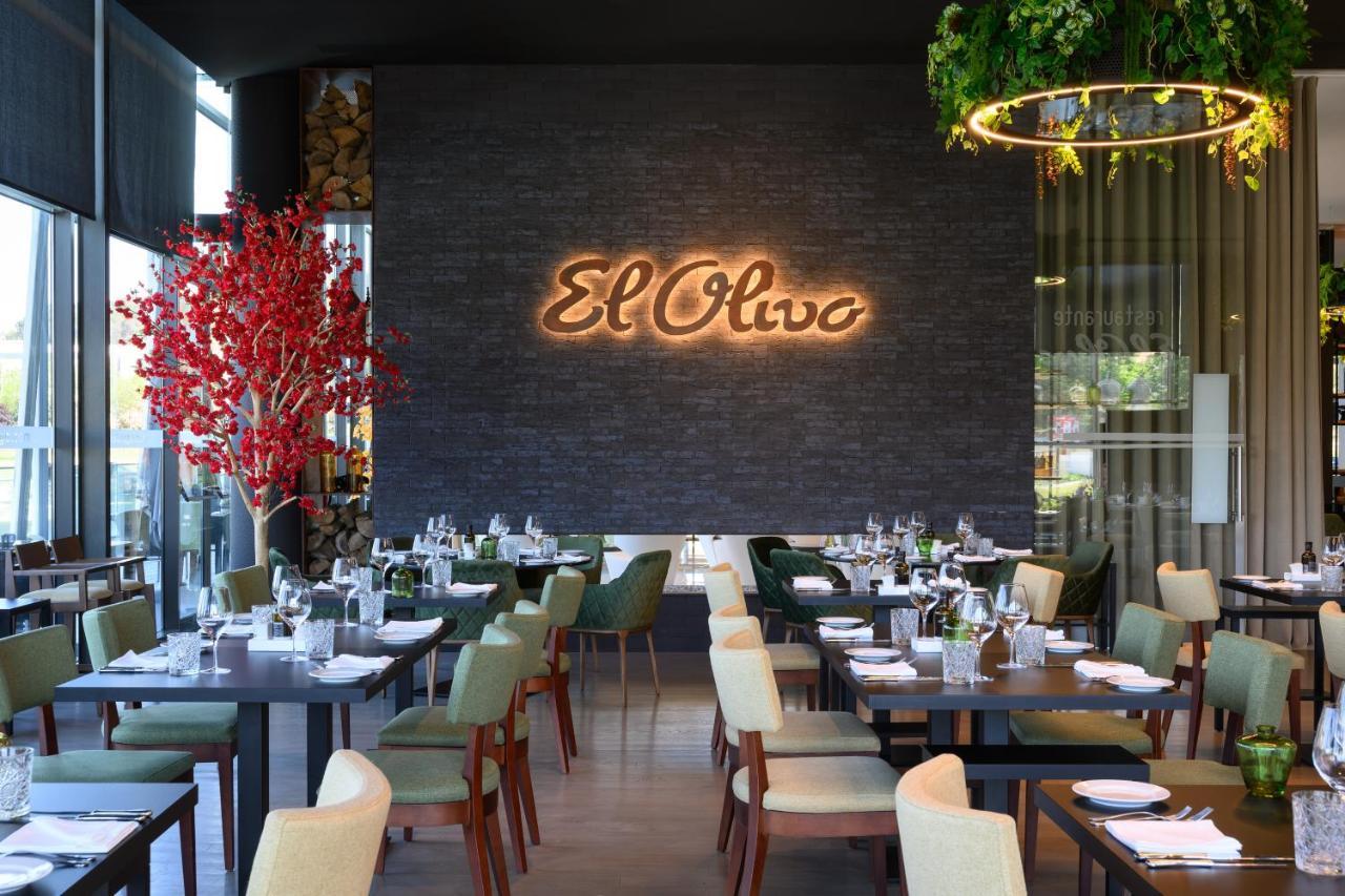 Melia Braga Hotel & Spa Eksteriør bilde El Olivo