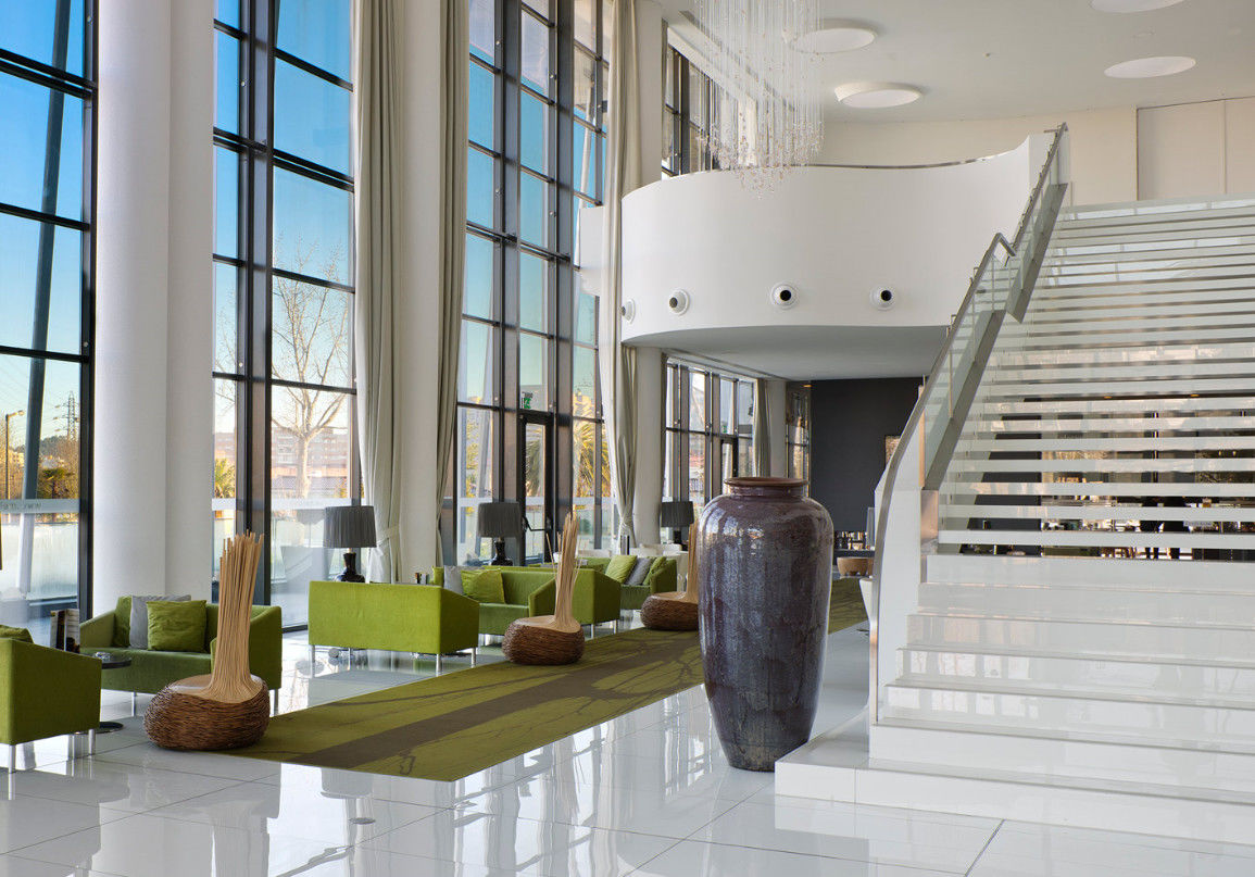 Melia Braga Hotel & Spa Eksteriør bilde The lobby of the hotel